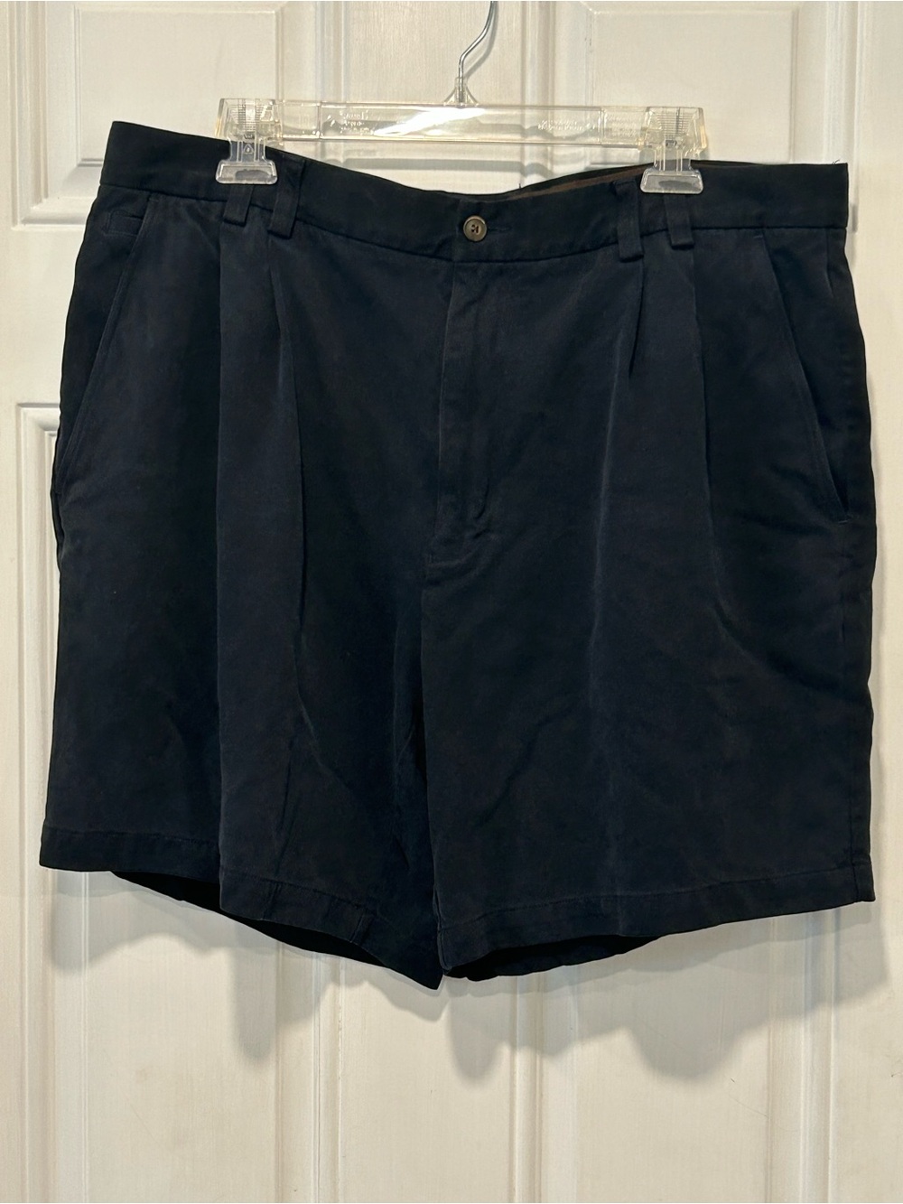 Tommy Bahama Mens Pleated Shorts 100% Silk Black Dadcore Coastal Golf Sz 38